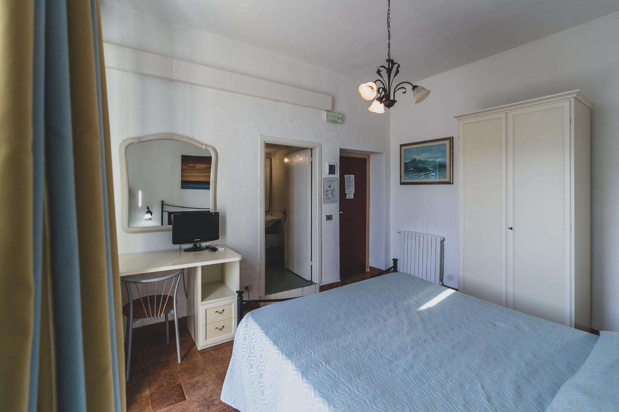 Alfiero Hotel